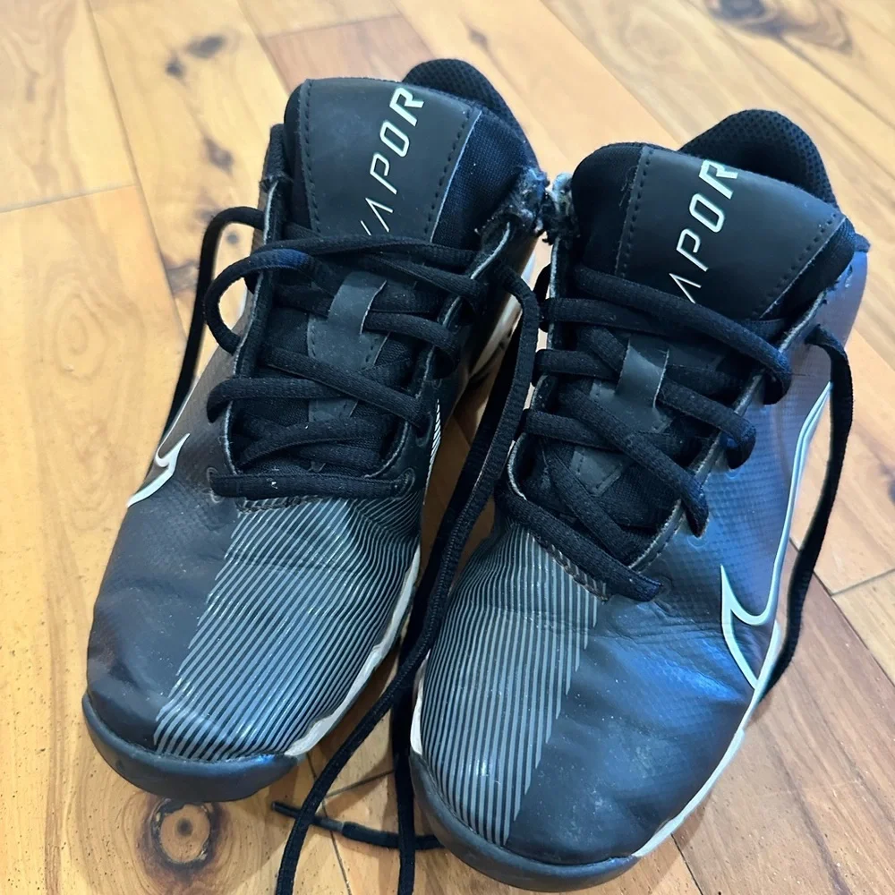 Nike.  Vapor Black and White Athletic Shoes (3.5Y)